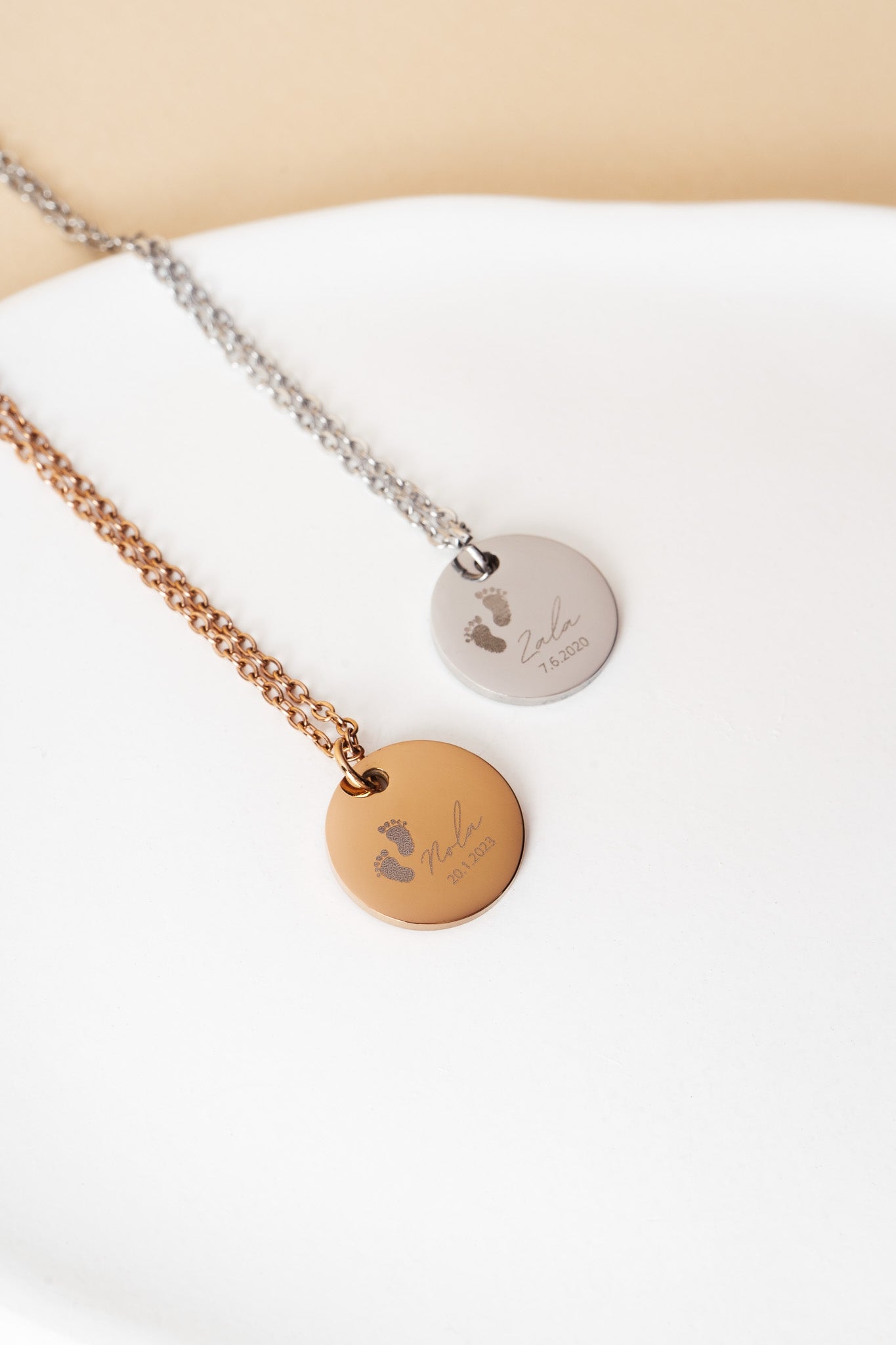 'Newborn' Round Pendant Necklace